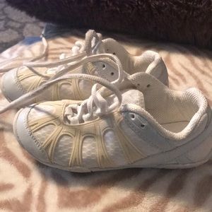 Cheerleading sneakers